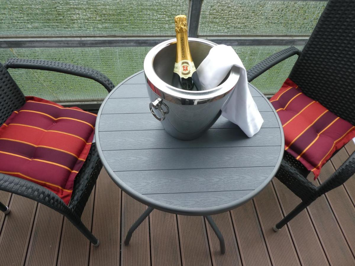 Deck 2& Deck 4 Ferienwohnungen In Sandstrandnahe Büsum Eksteriør bilde